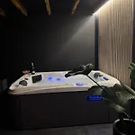 Апартаменты Secretroom Bordeaux