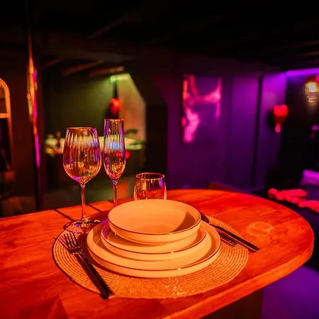 Secretroom Bordeaux Διαμέρισμα *