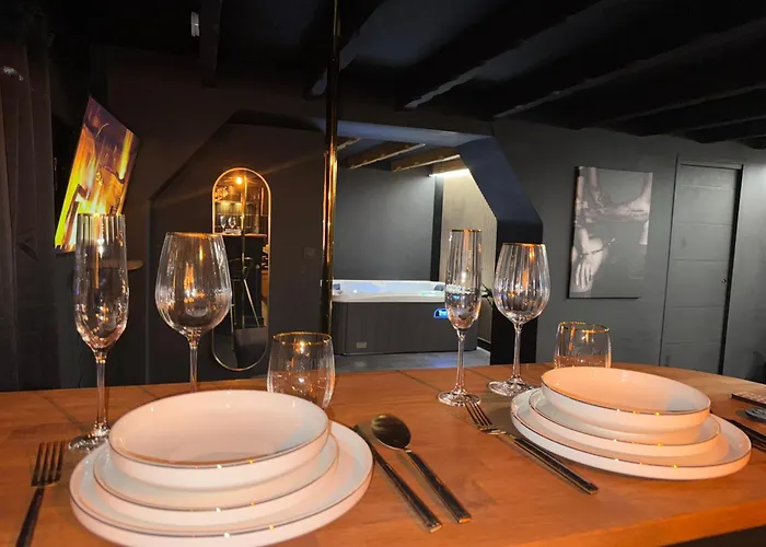 Secretroom Bordeaux Carbon-Blanc