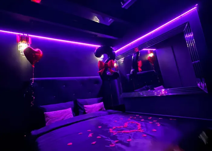 Διαμέρισμα Secretroom Bordeaux *